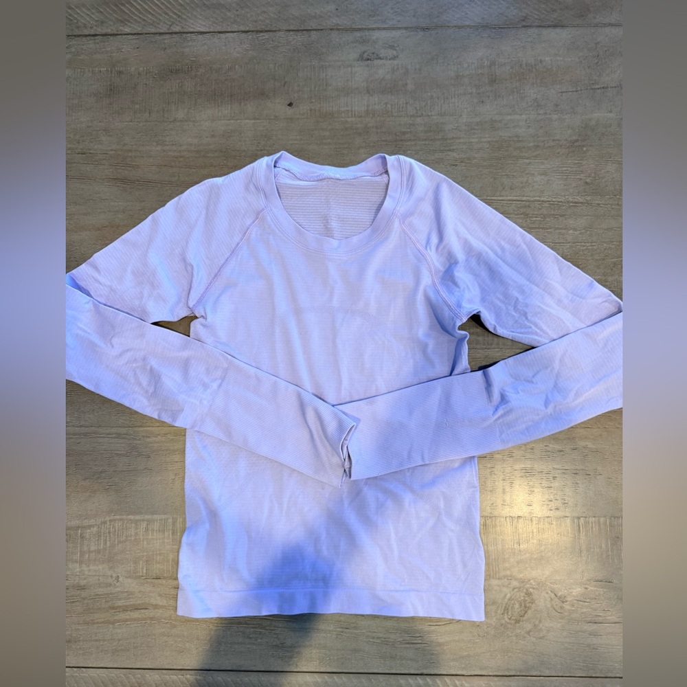 Lululemon swiftly tech long sleeve - lilac smoke - Picture 3 of 4